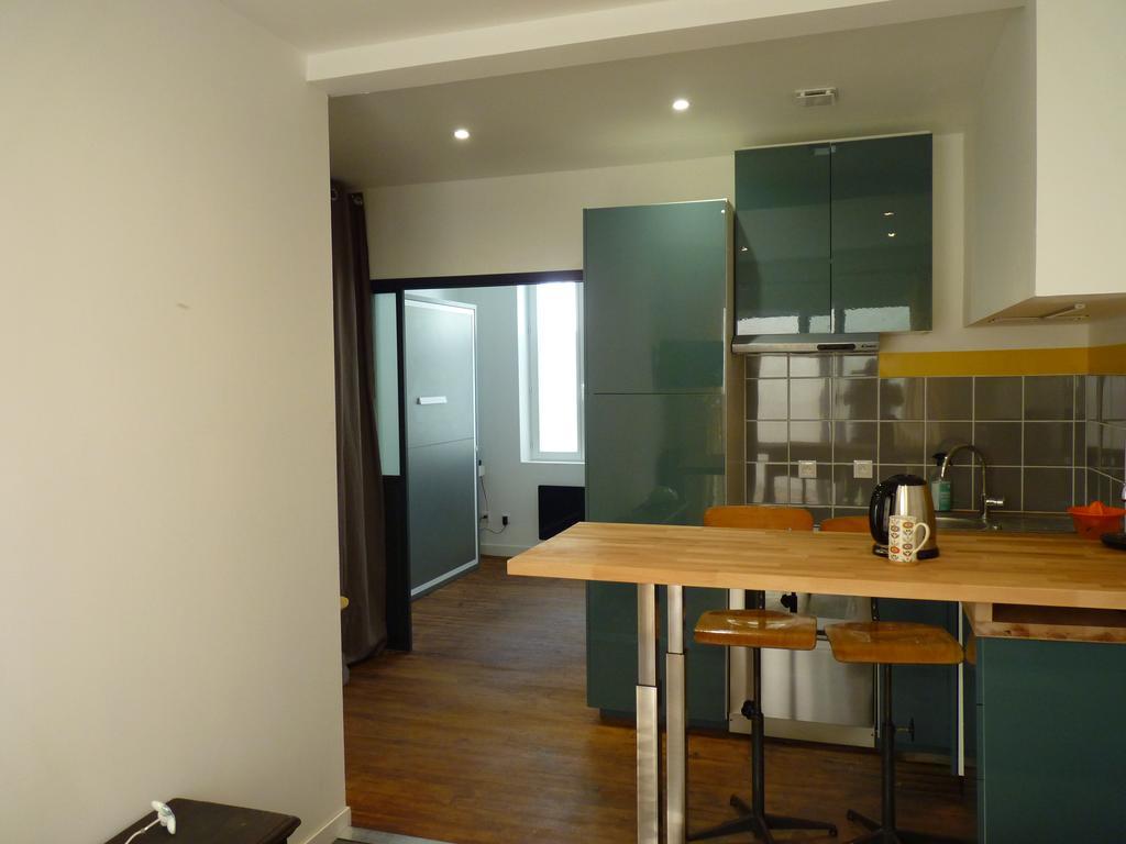 Les Cloutiers Apartment Ла Рошел Екстериор снимка